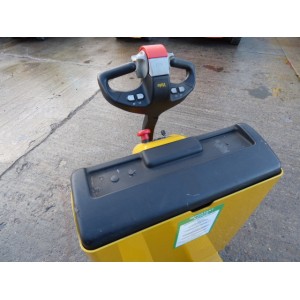 USED ELECTRIC POWERED  WAREHOUSE PALLET TRUCK