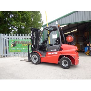 MINT USED LPG COUNTERBALANCE FORKLIFT